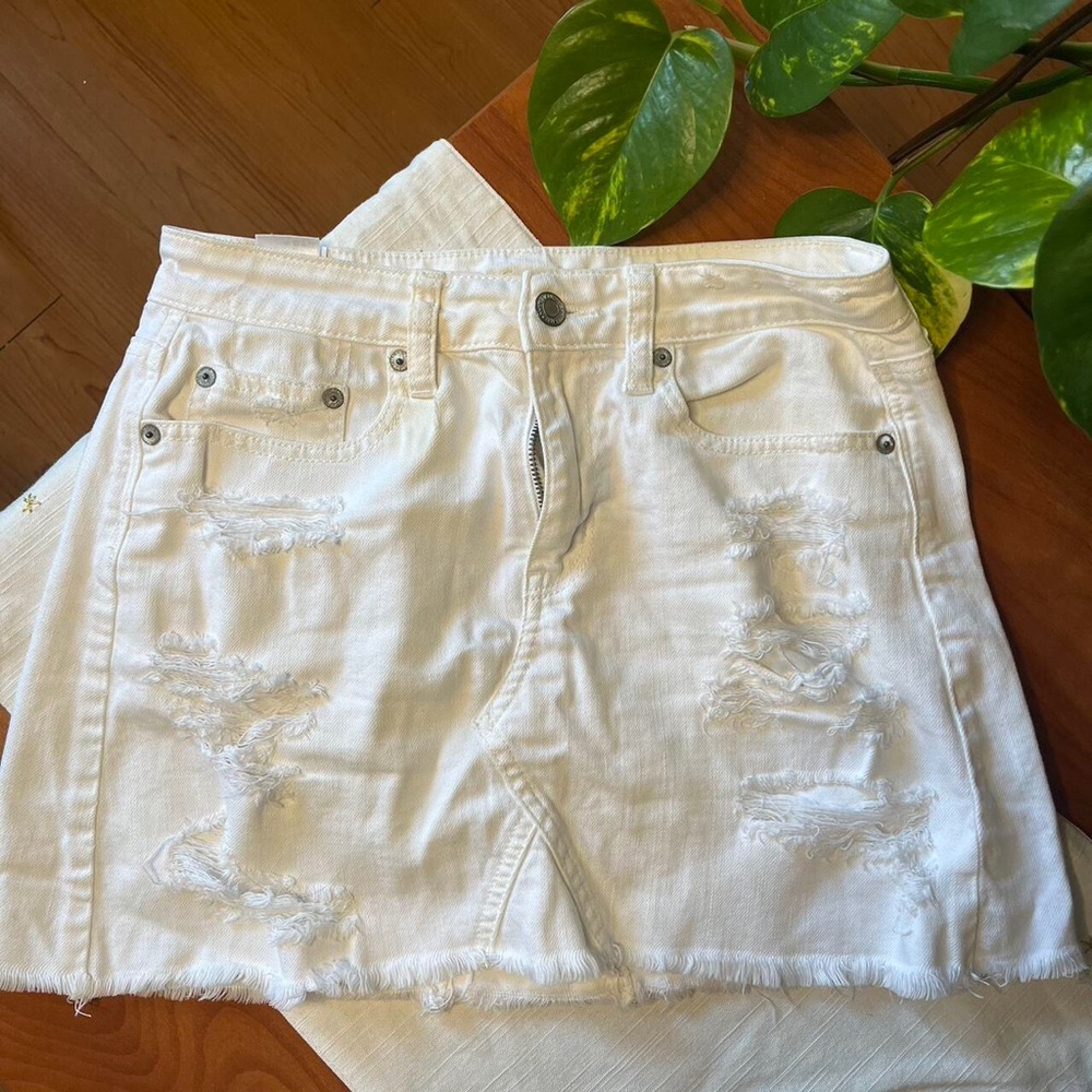 American eagle white skirt